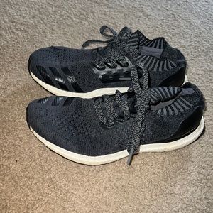 Adidas Ultra Boosts size 8.5